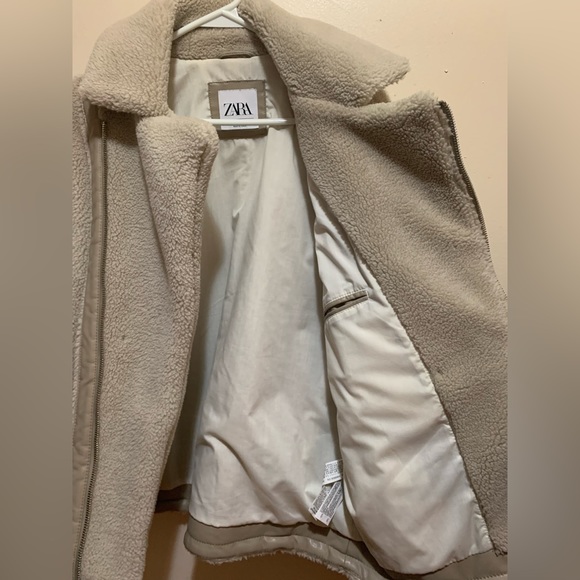 Zara Fleece Zip Up Jacket - Picture 3 of 5
